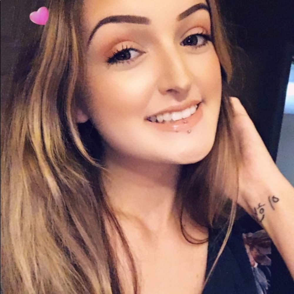 Meet your Posher, Bri